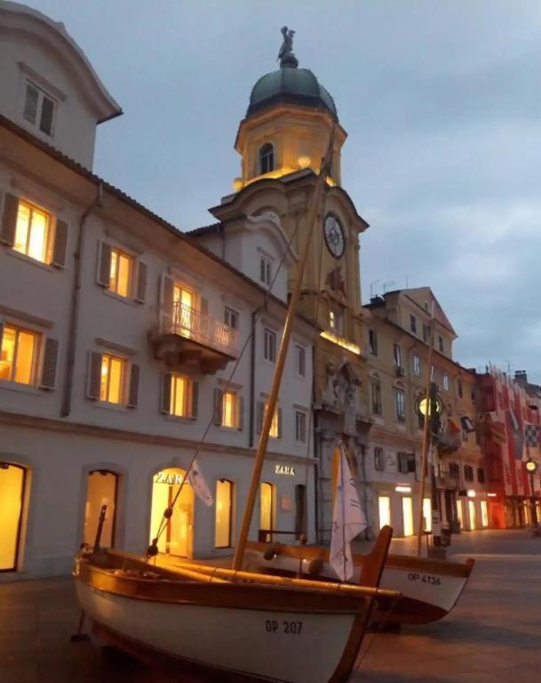Apartman Julija 1 Rijeka Bagian luar foto