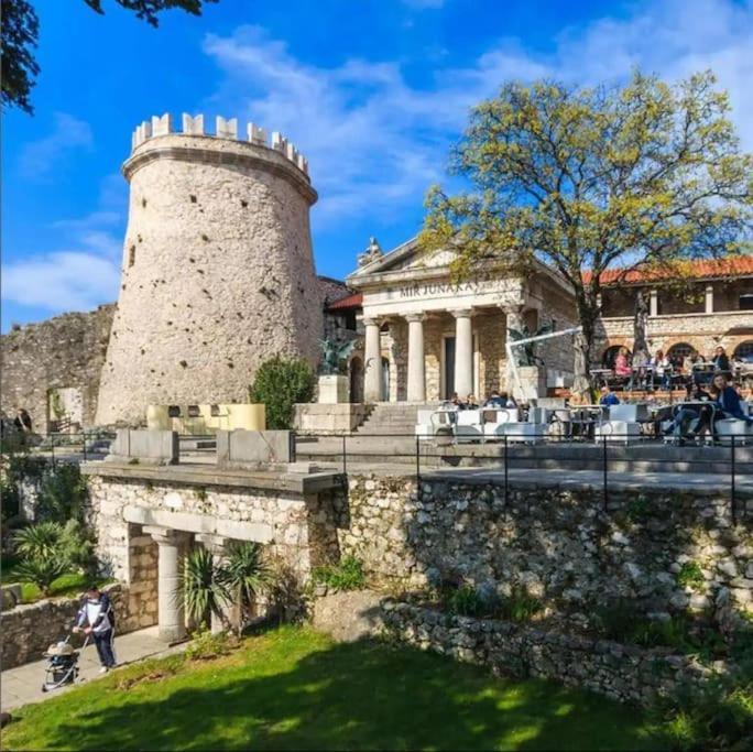 Apartman Julija 1 Rijeka Bagian luar foto