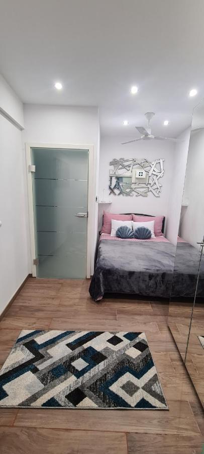 Apartman Julija 1 Rijeka Bagian luar foto