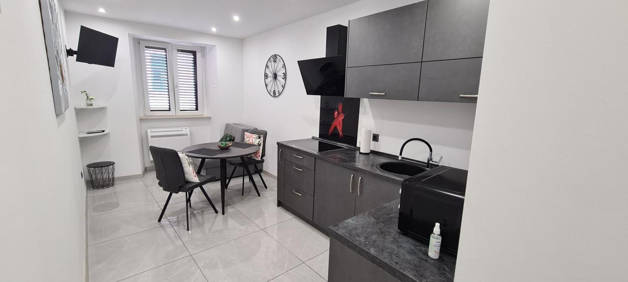 Apartman Julija 1 Rijeka Bagian luar foto