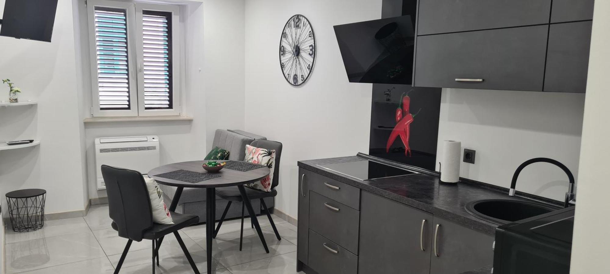 Apartman Julija 1 Rijeka Bagian luar foto